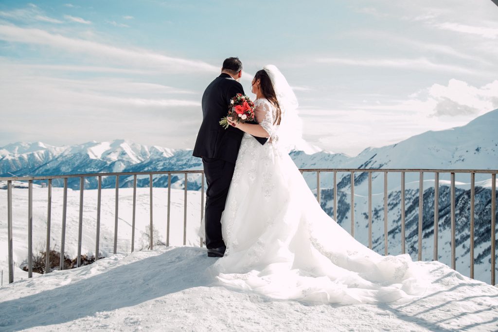 A wedding in the snow in Georgia