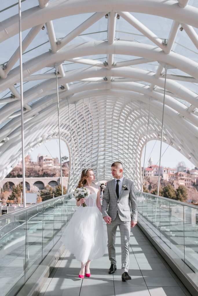 What are the rules for registering a marriage in Serbia for foreigners