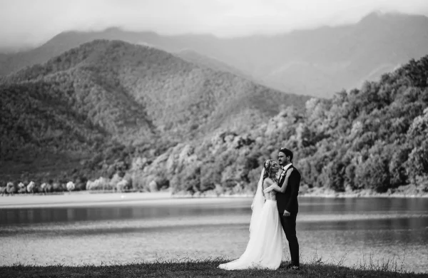 Wedding on the lake in Georgia