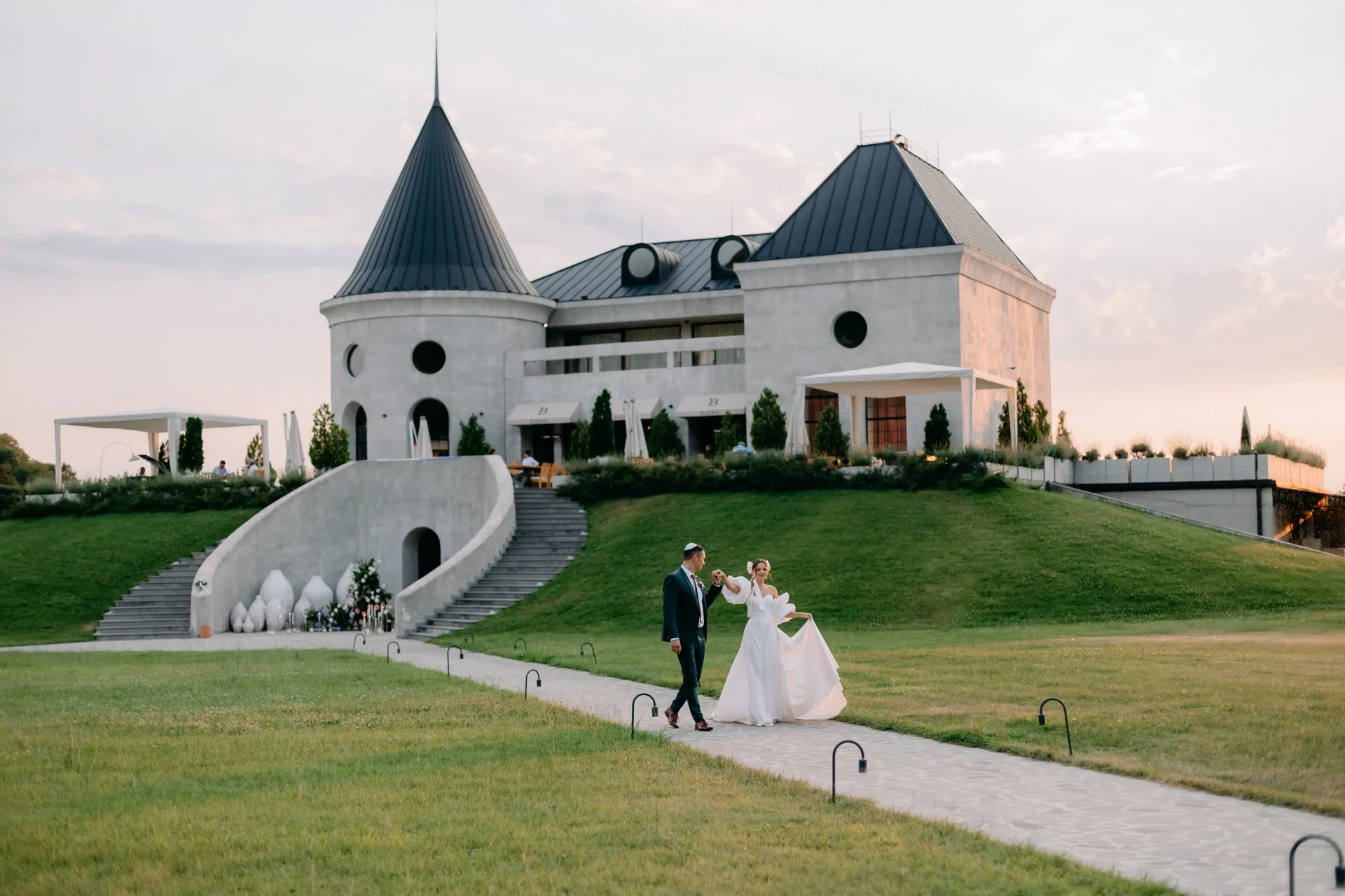 Wedding in a chateau in Georgia