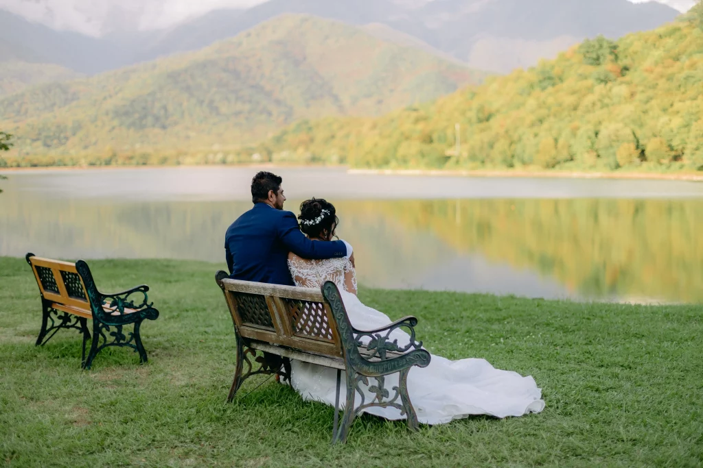 Wedding by the lake in Georgia